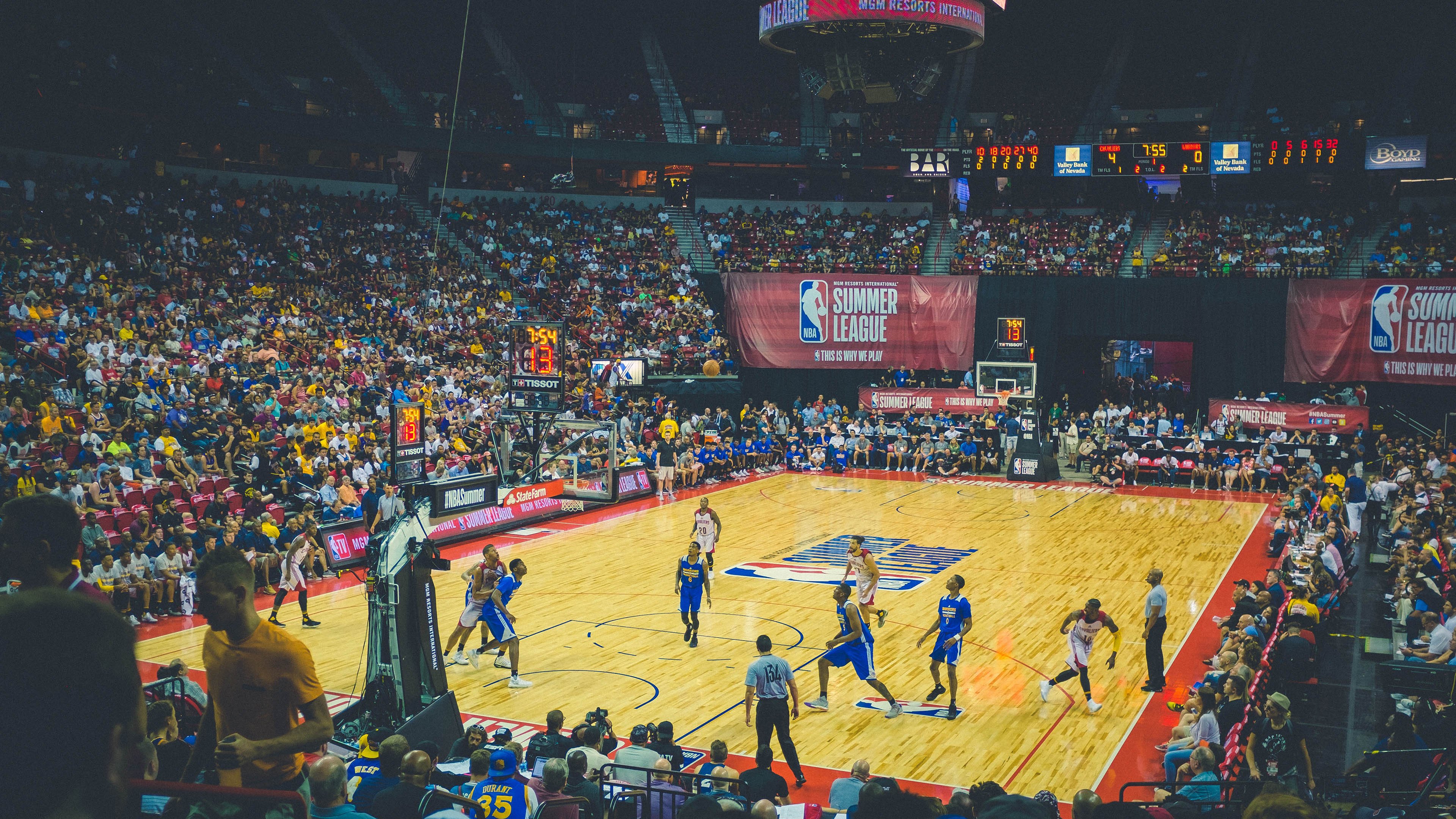 NBA季后赛之夜,赖斯成为胜负手,当角色球员拔出巨星之剑